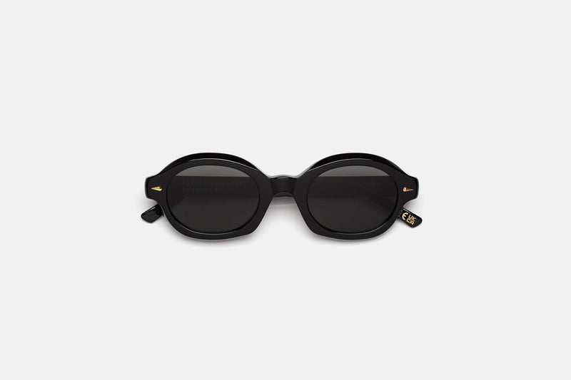 Marzo Black - Retrosuperfuture -