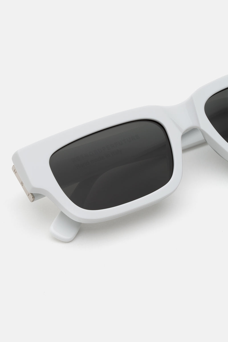 Roma White - Retrosuperfuture -