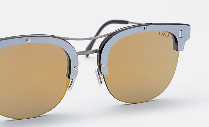 Strada Gold - Retrosuperfuture -