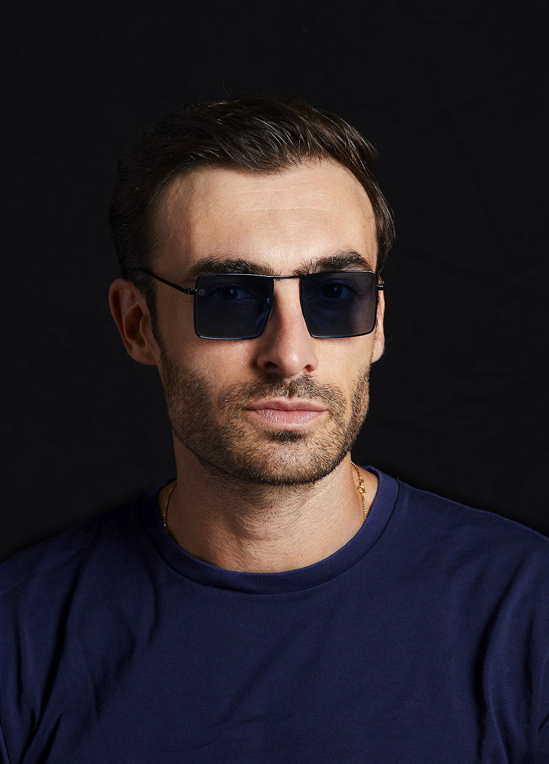 8M12/Navy (BLU) - Retrosuperfuture -