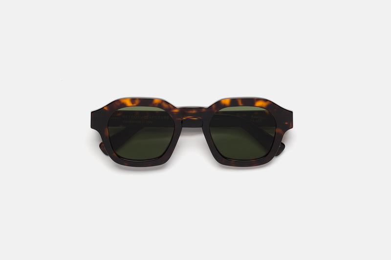 Saluto 3627 - Retrosuperfuture -