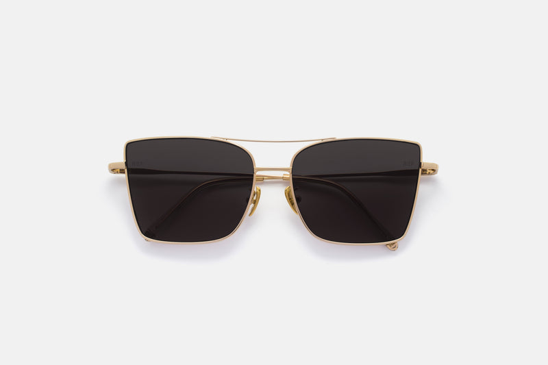 Riva Black - Retrosuperfuture -