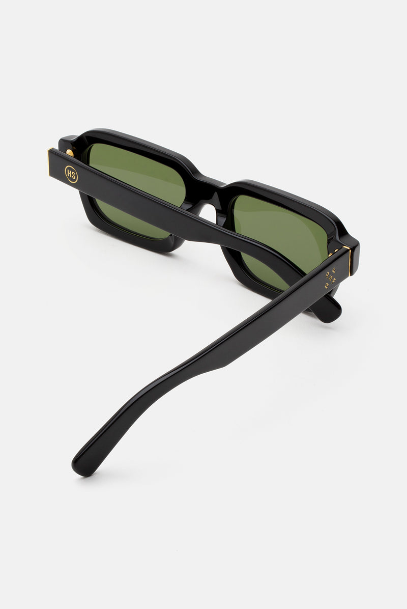 Caro Highsnobiety - Retrosuperfuture -