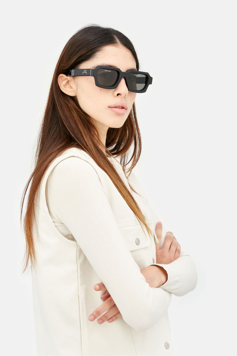 Caro ACW III Black - Retrosuperfuture -