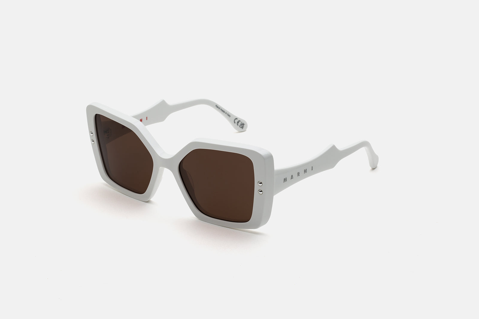 Nimrela White - Retrosuperfuture -