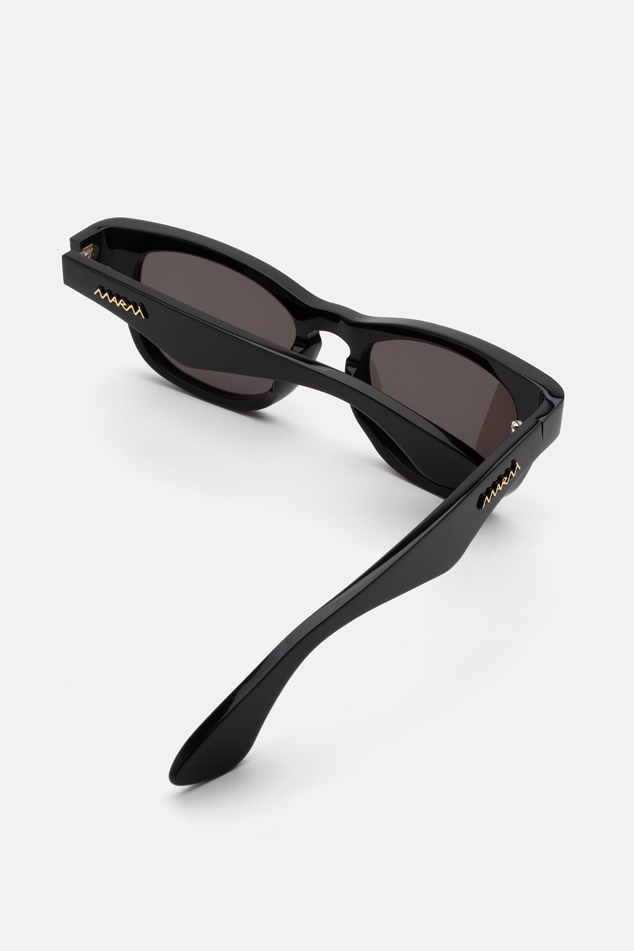 Zasth Black - Retrosuperfuture -