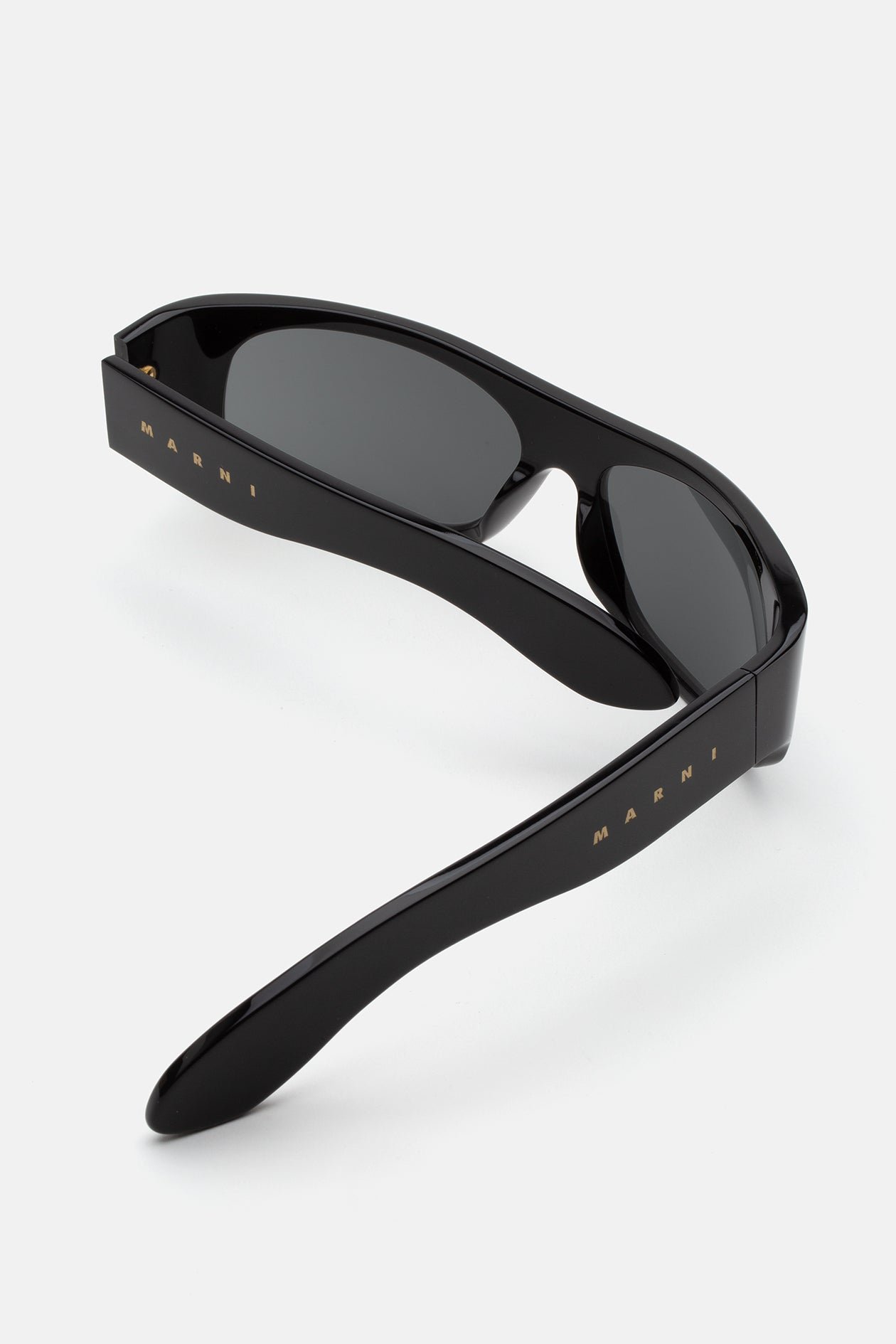 Uailus Black - Retrosuperfuture -