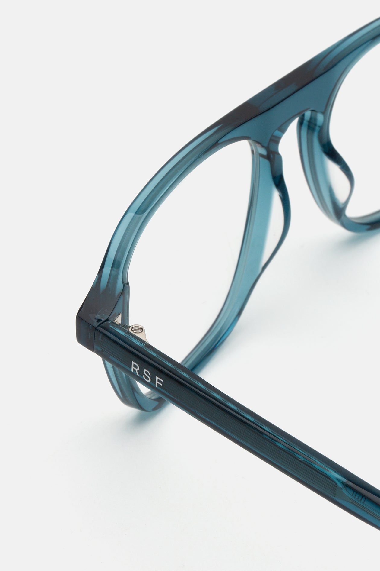 Numero 142 Teal - Retrosuperfuture -