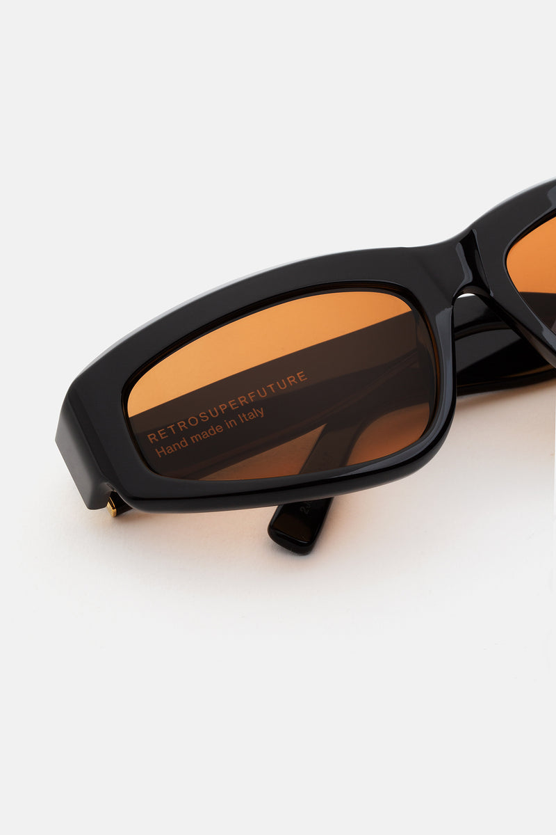 Motore Refined - Retrosuperfuture -