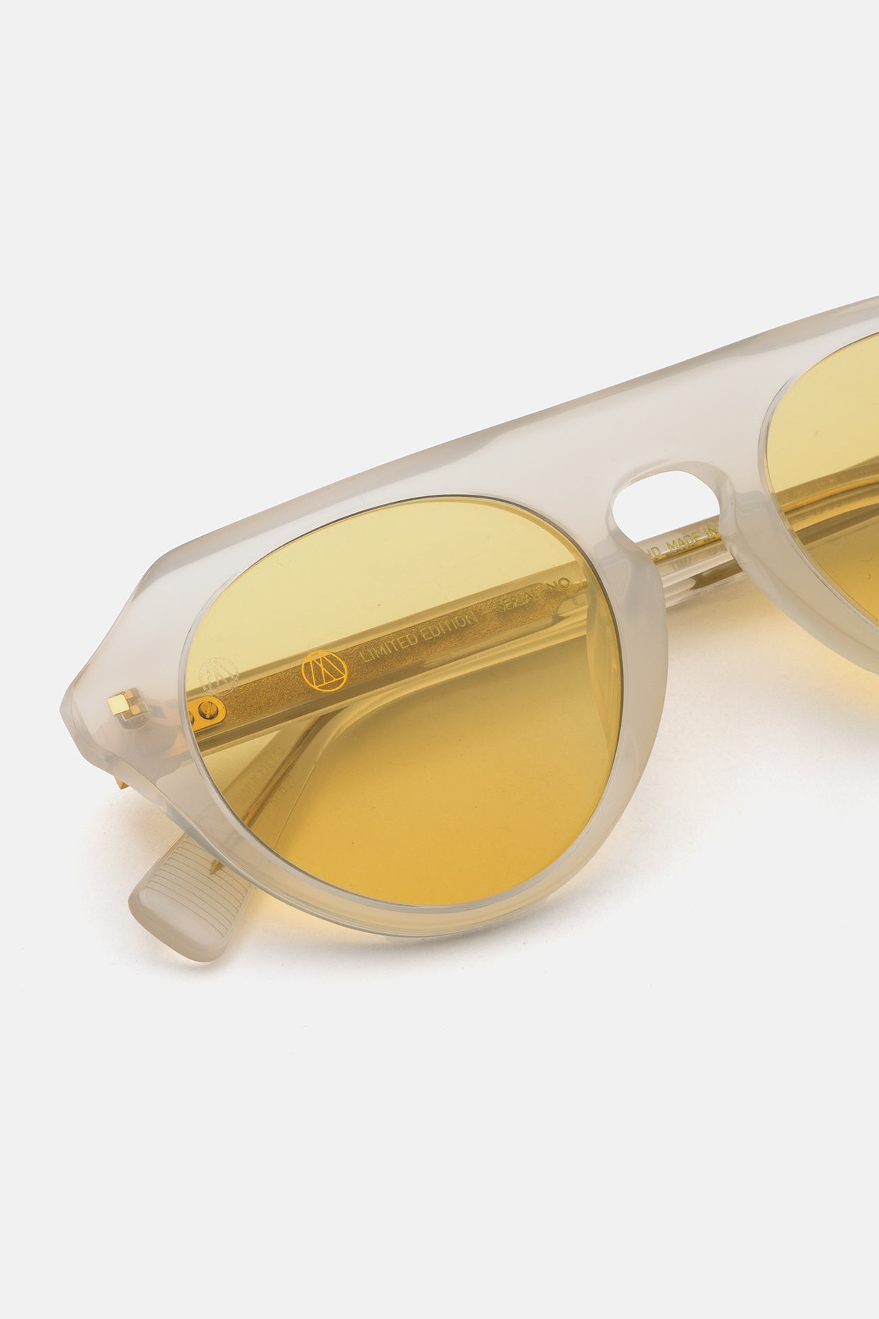 Stealth Fog - Retrosuperfuture -