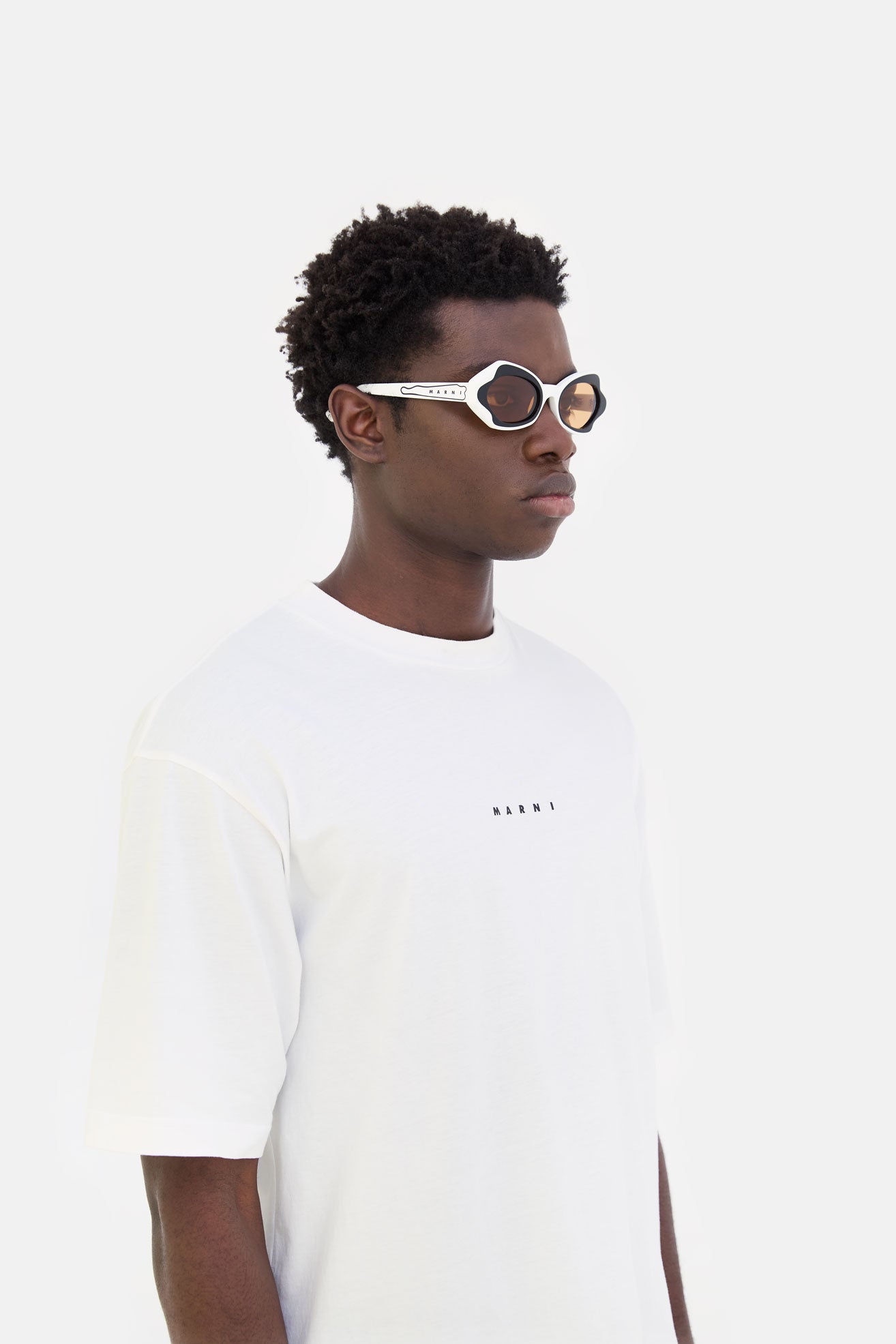 Unlahand White - Retrosuperfuture -