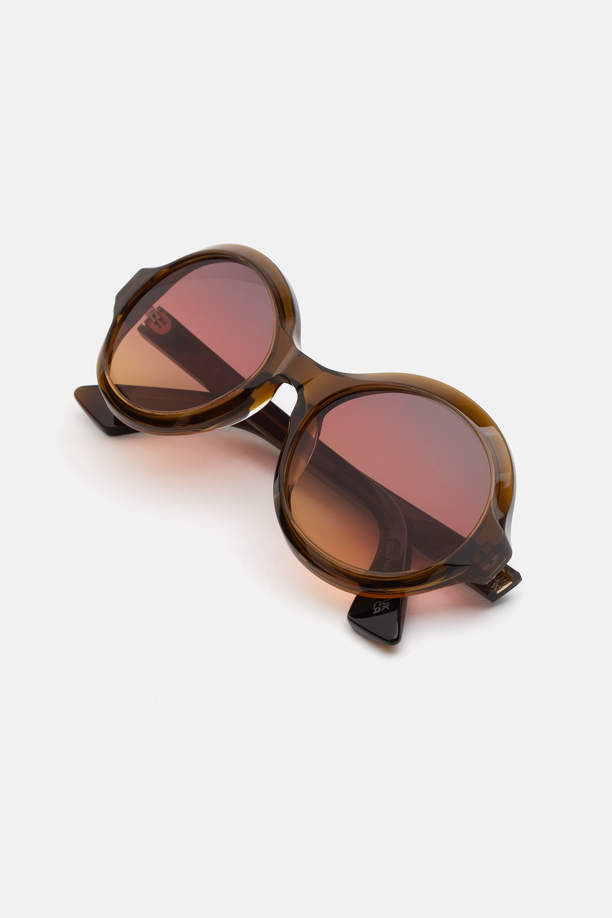 Nozea Brown - Retrosuperfuture -
