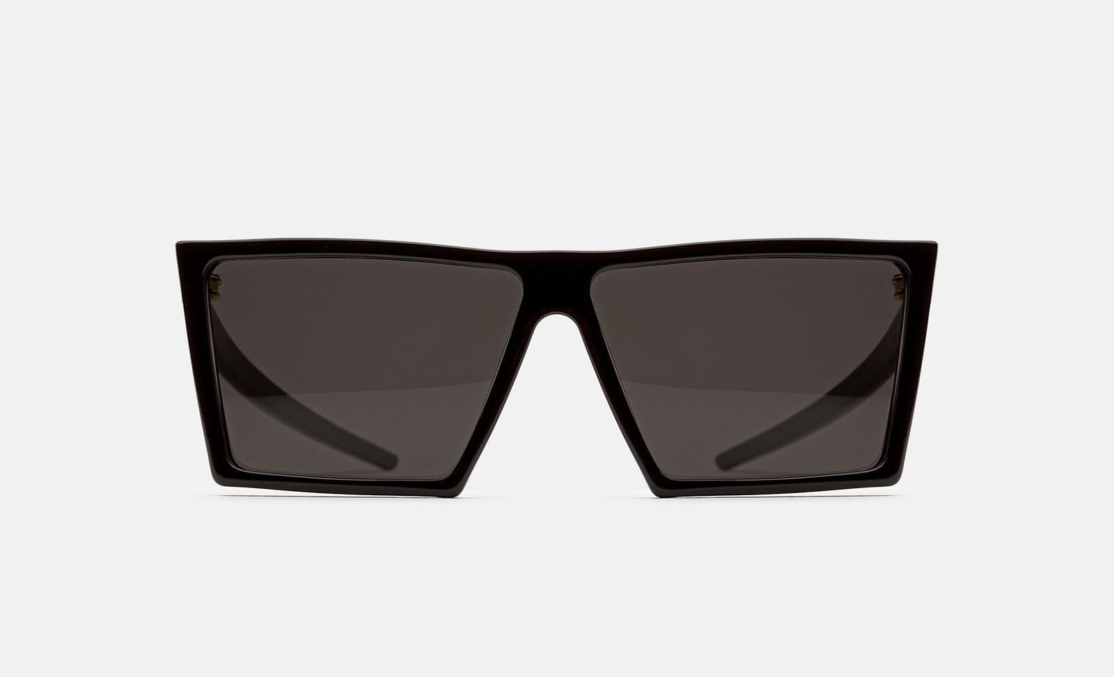 W Black - Retrosuperfuture -