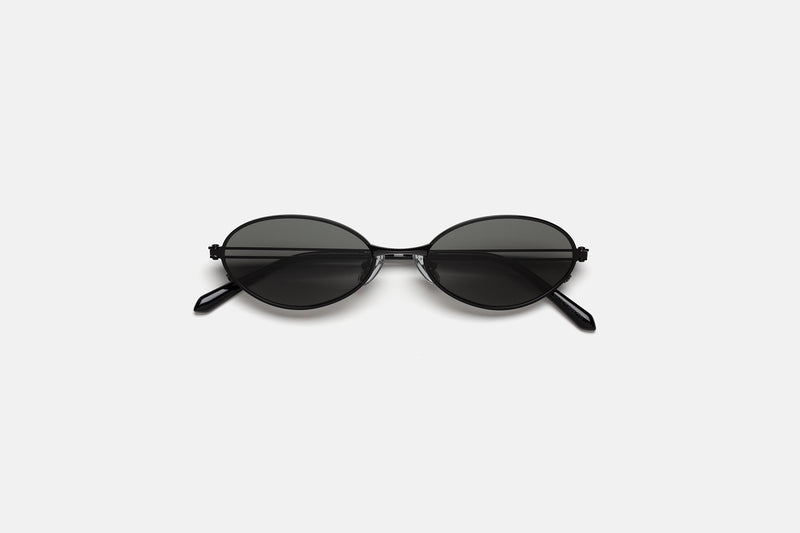Luno Black - Retrosuperfuture -