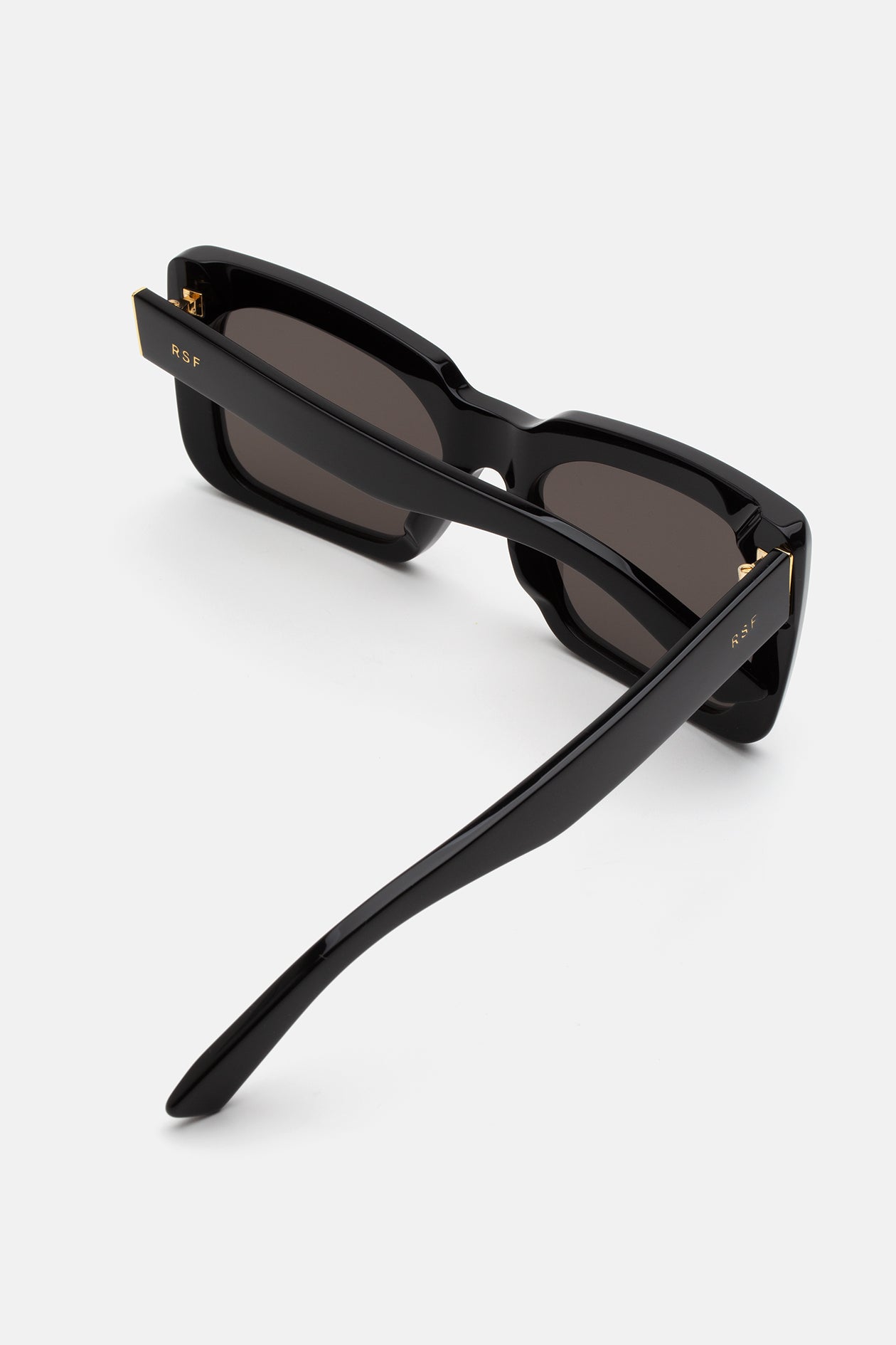 Senta Black