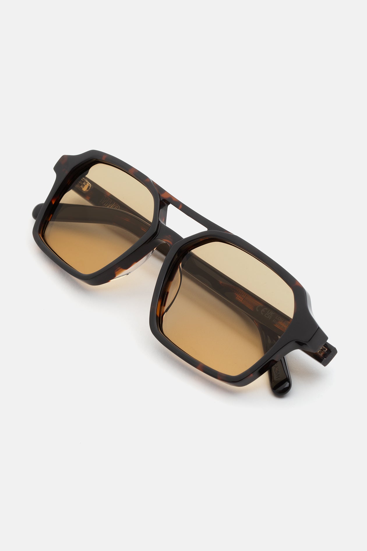 Lunettes 7 Écailles