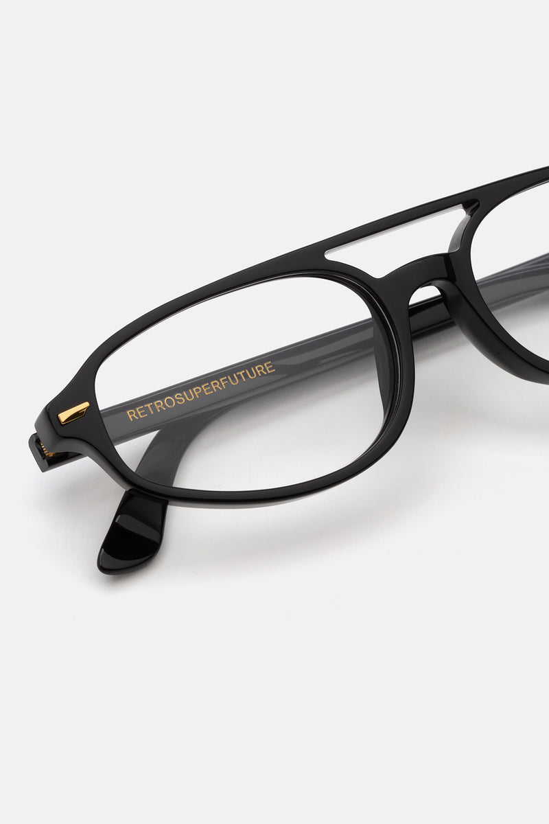 Numero 153 Black