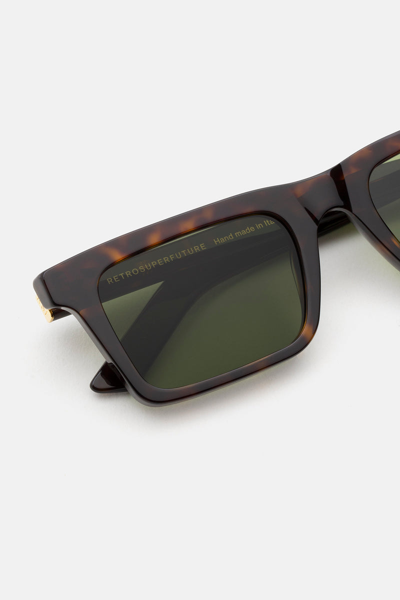 1968 3627 - Retrosuperfuture -