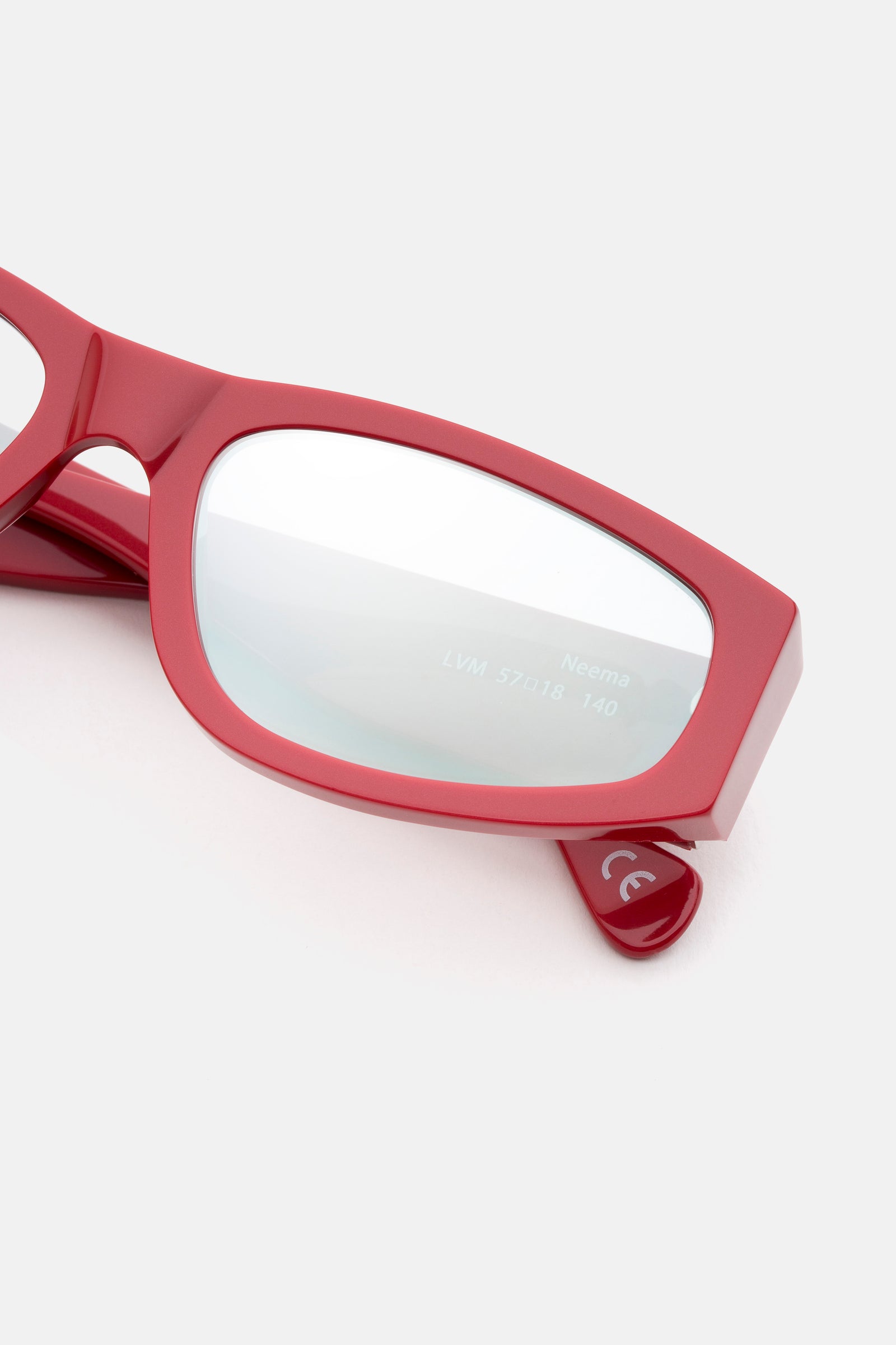 Neema Deep Red