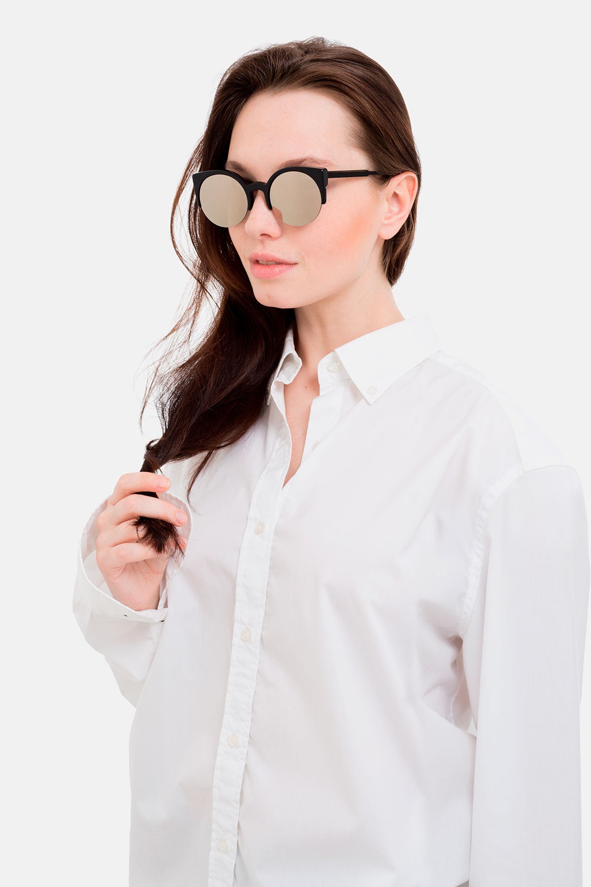 Lucia Black Ivory