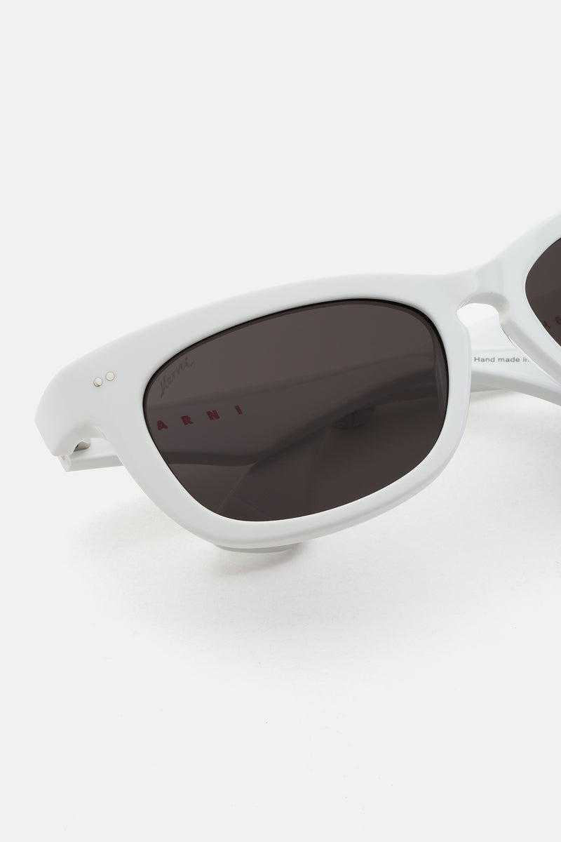 Isamu Solid White - Retrosuperfuture -