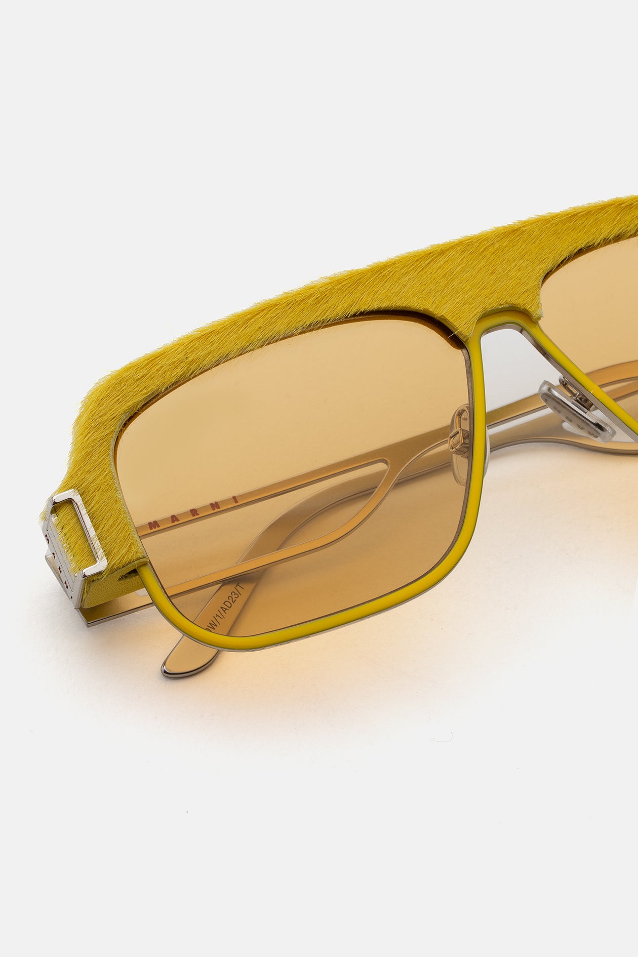 Burullus Silver Pony - Retrosuperfuture -