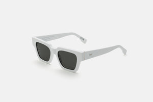 Storia White — 2