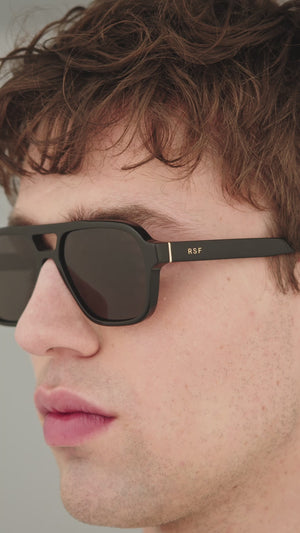 Vico Black — video 1