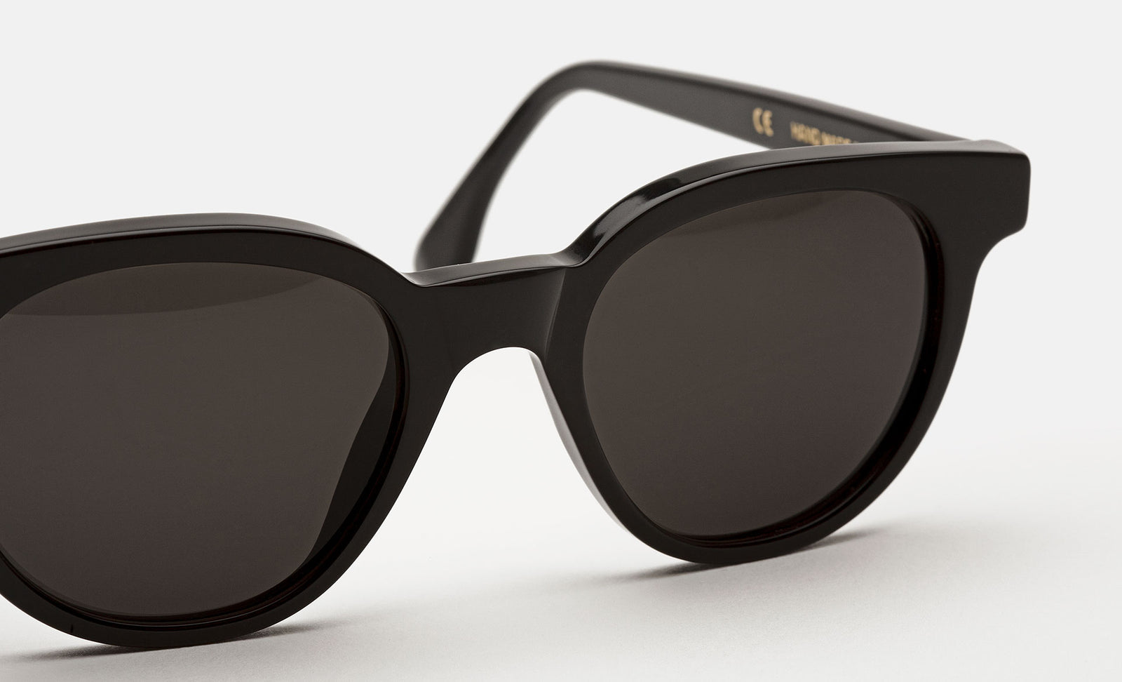 Riviera Black - Retrosuperfuture -