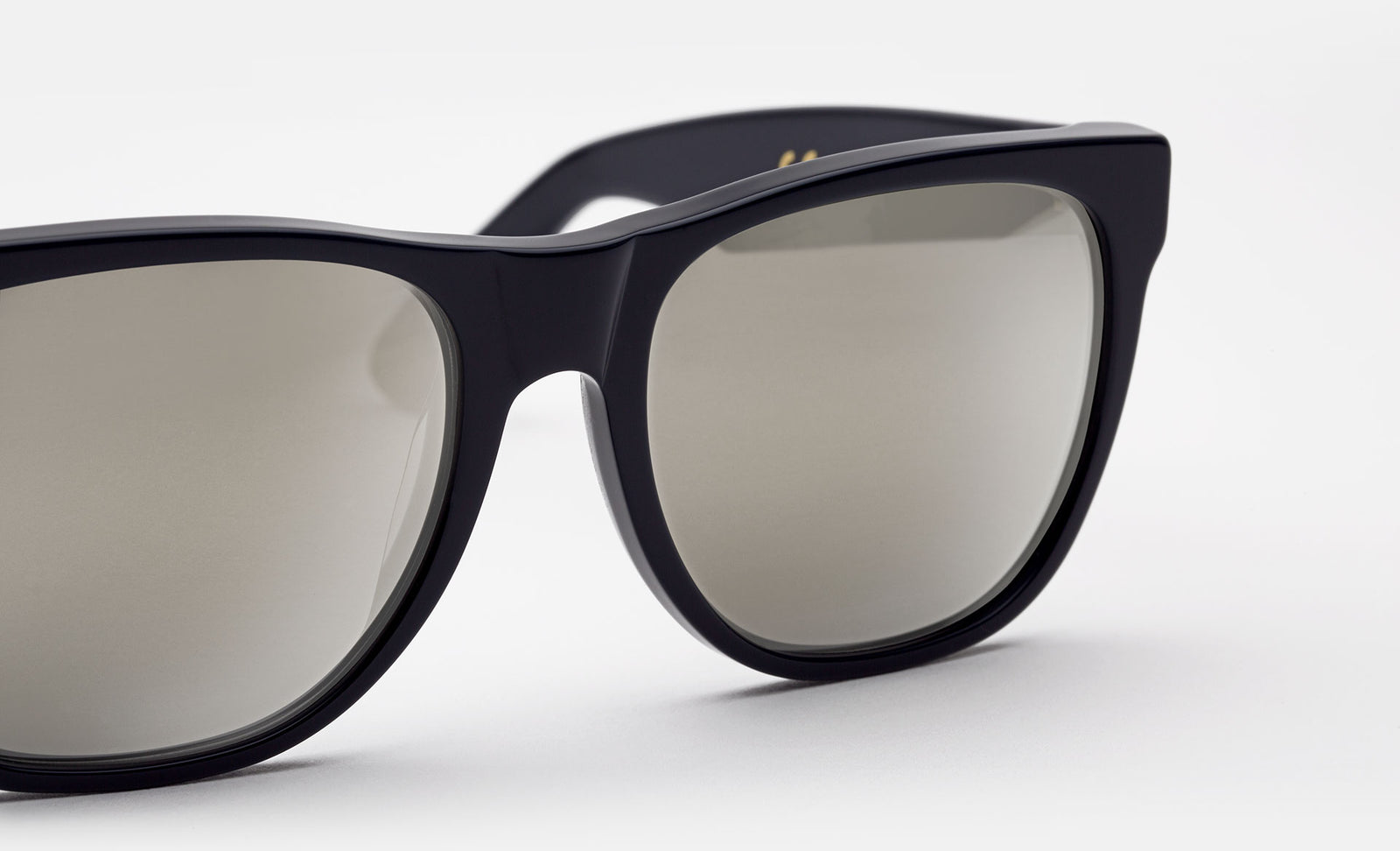 Classic Specular - Retrosuperfuture -