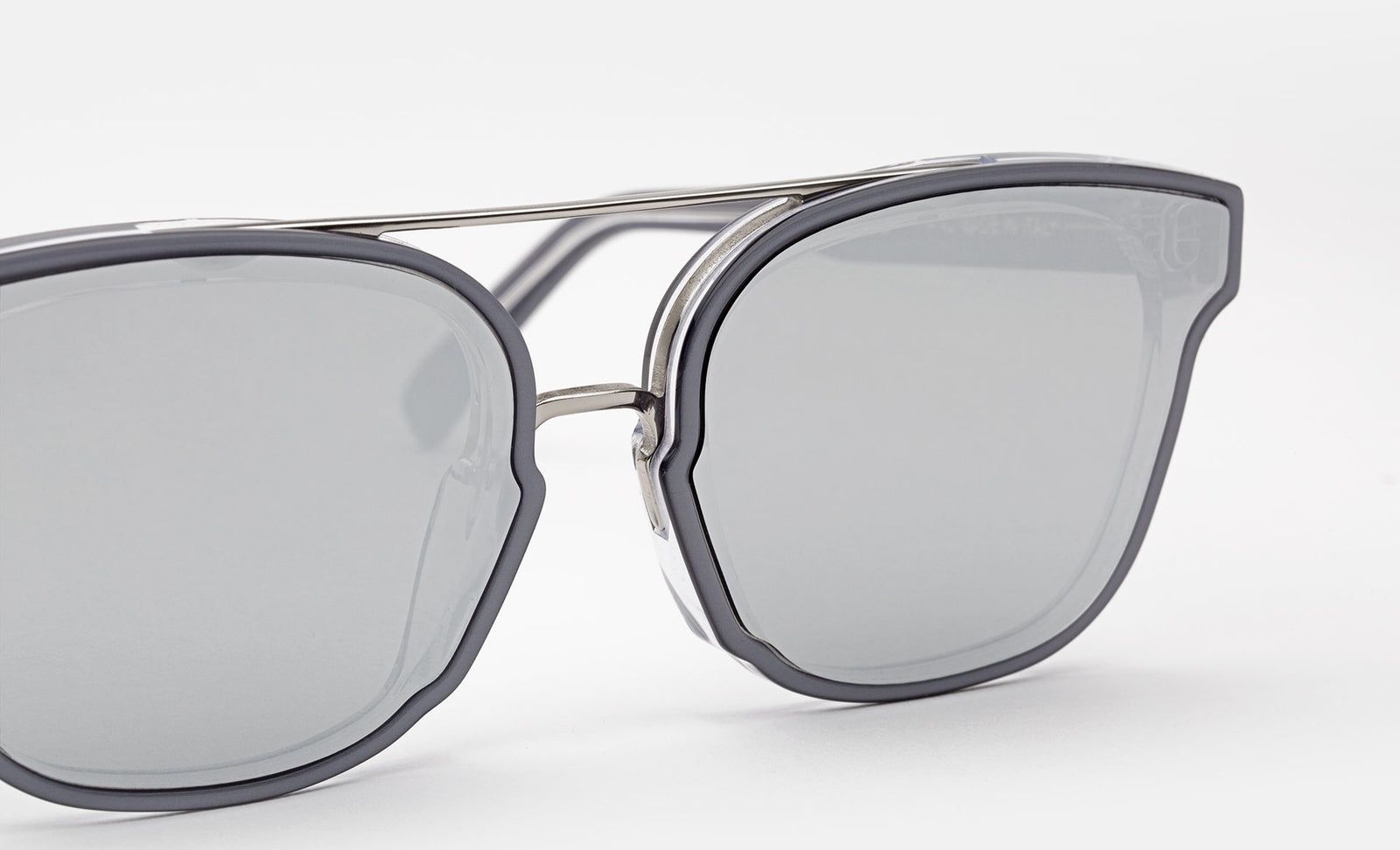 Akin Forma Silver - Retrosuperfuture -