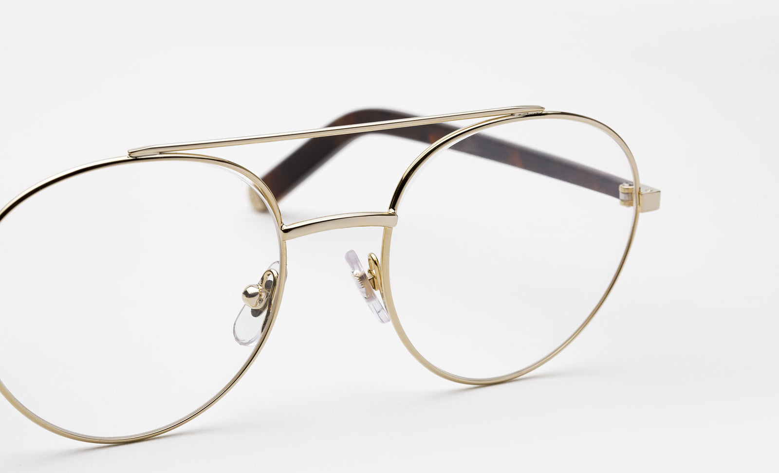 Numero 32 Oro - Retrosuperfuture -