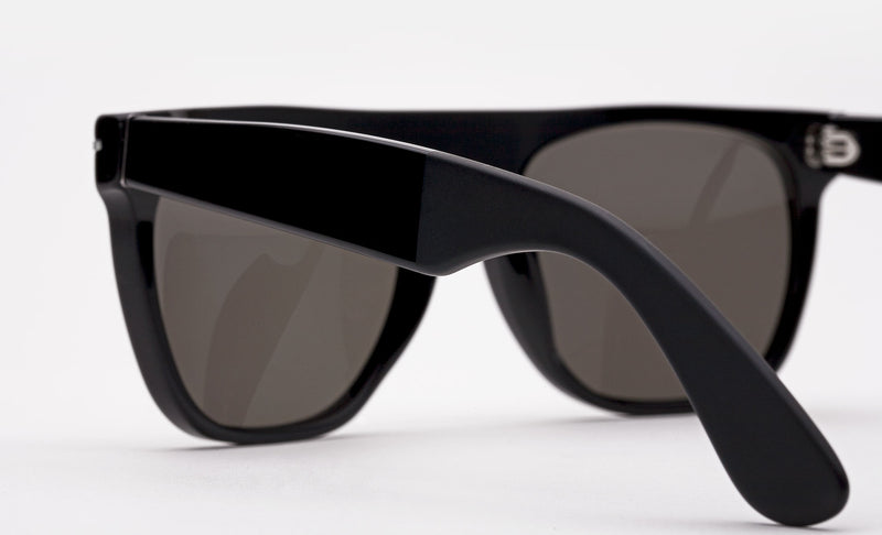 Flat Top Triflect - Retrosuperfuture -