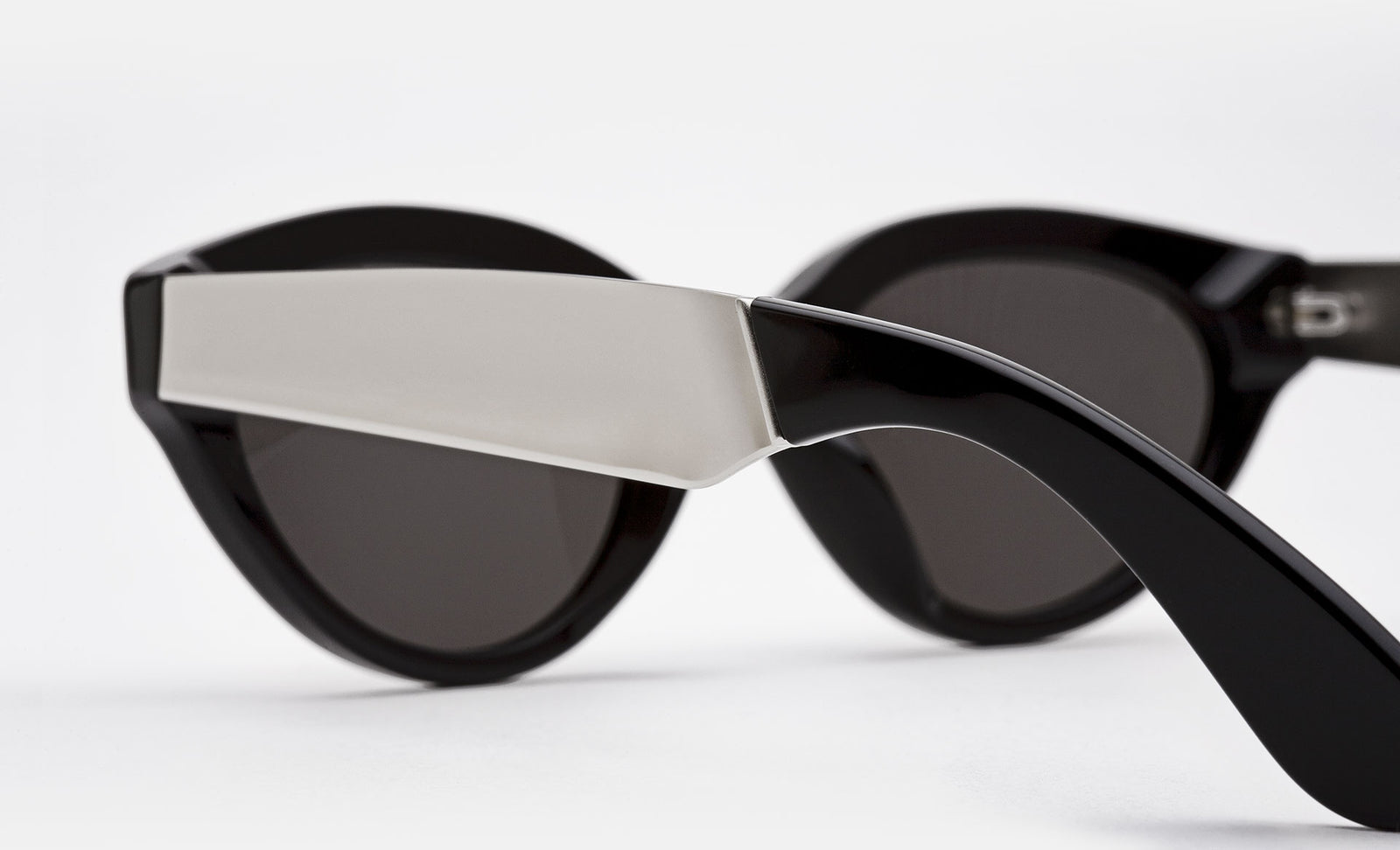Drew Francis Black Silver - Retrosuperfuture -