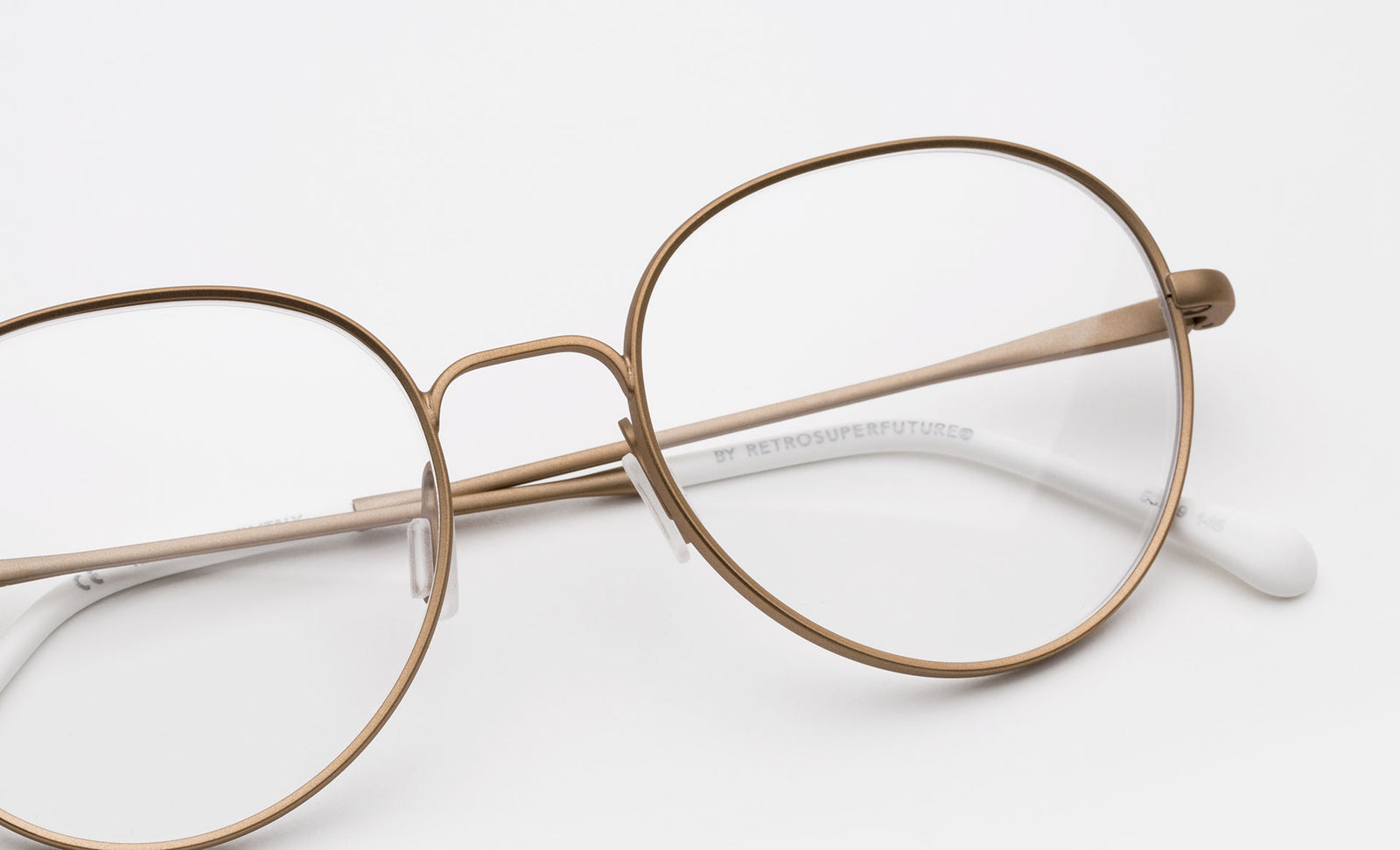 Numero 16 Oro Bianco - Retrosuperfuture -