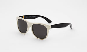 Classic Creme&Black - Retrosuperfuture - — 1