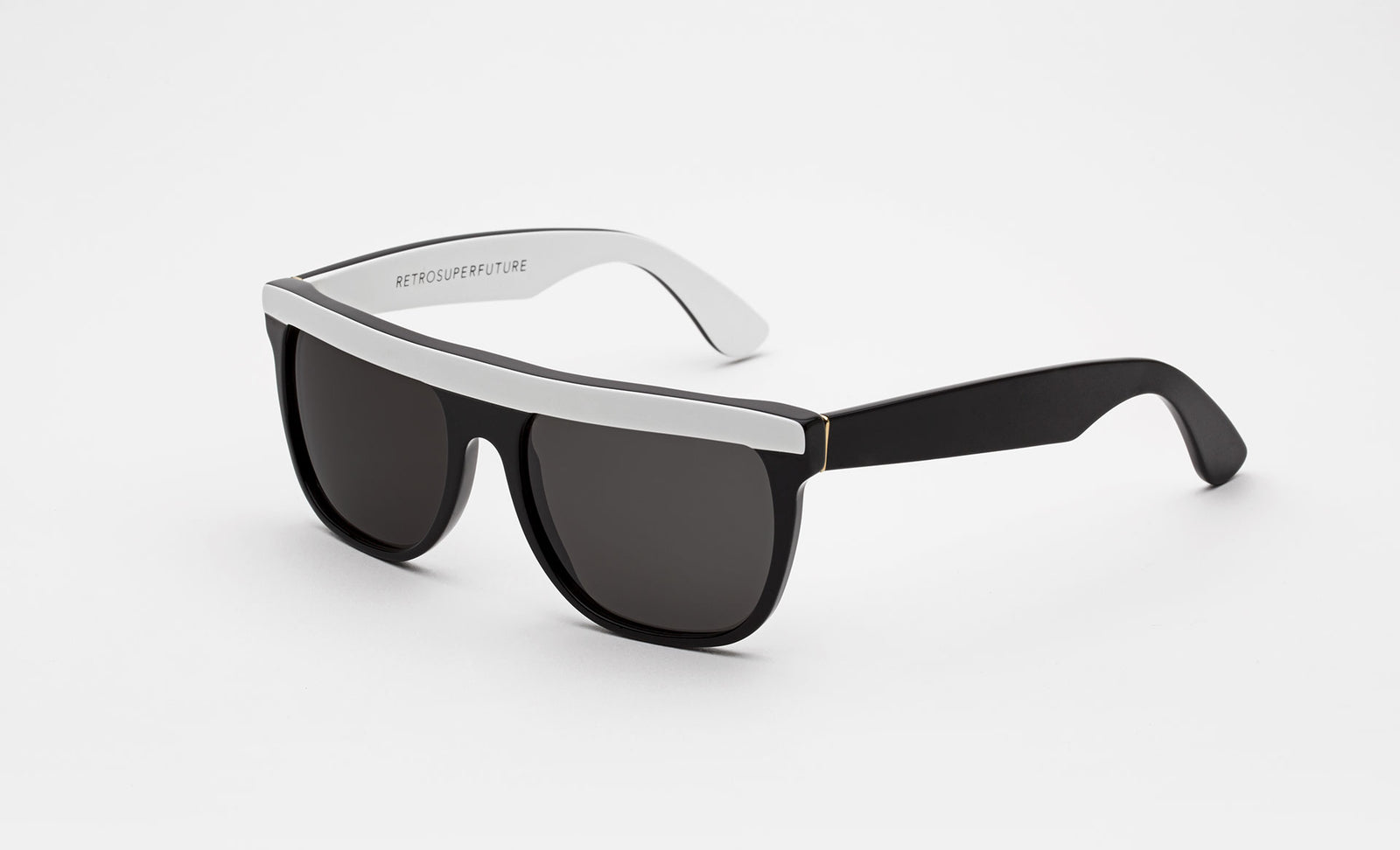 Flat Frank II - Retrosuperfuture -