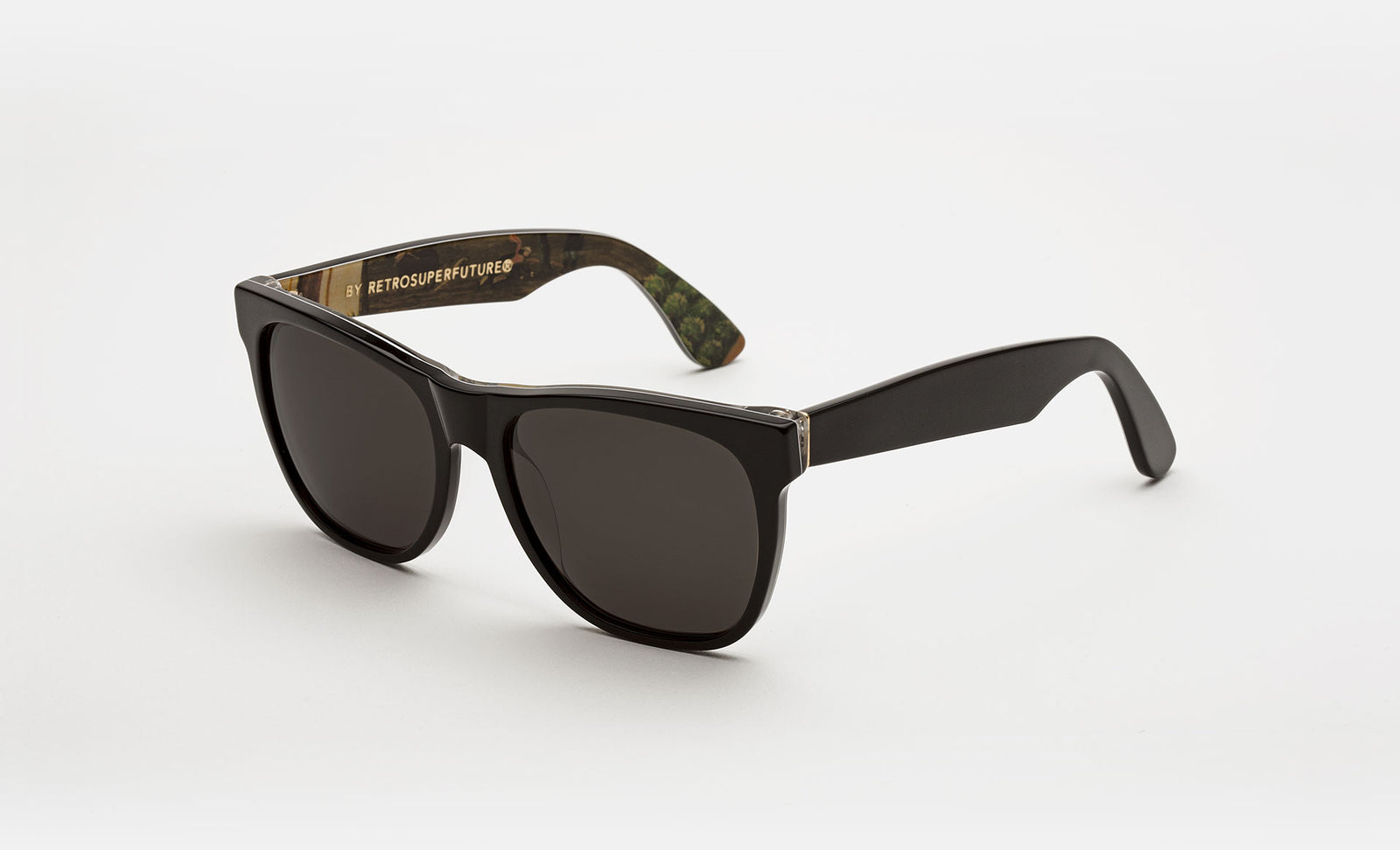 Classic Black Miracolo 1859 - Retrosuperfuture -