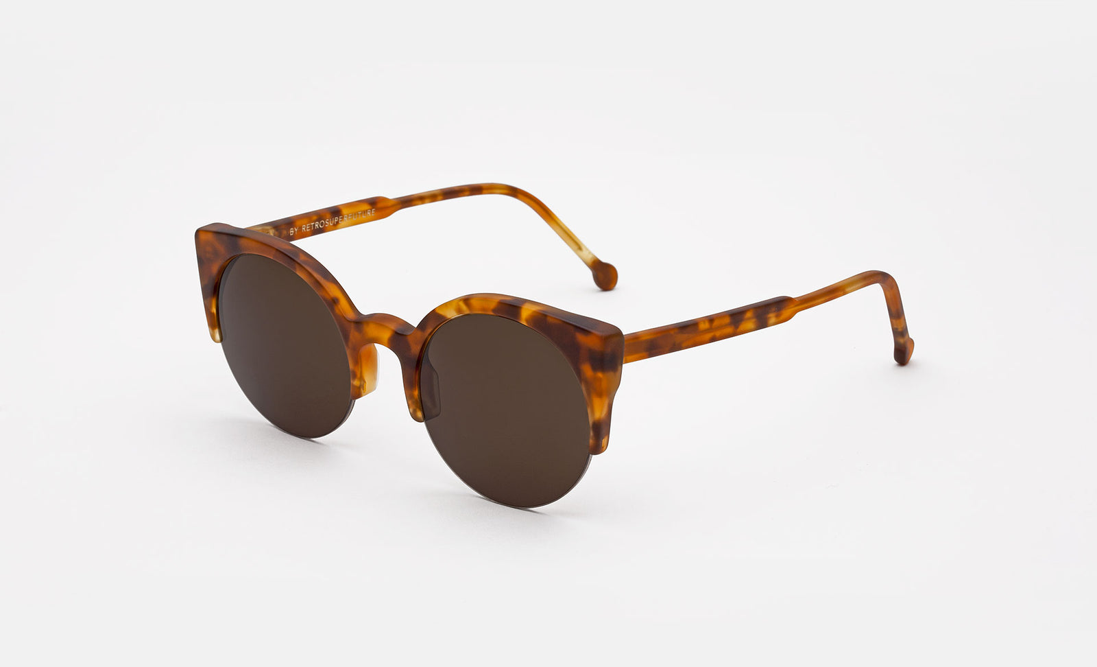 Lucia BHM - Retrosuperfuture -