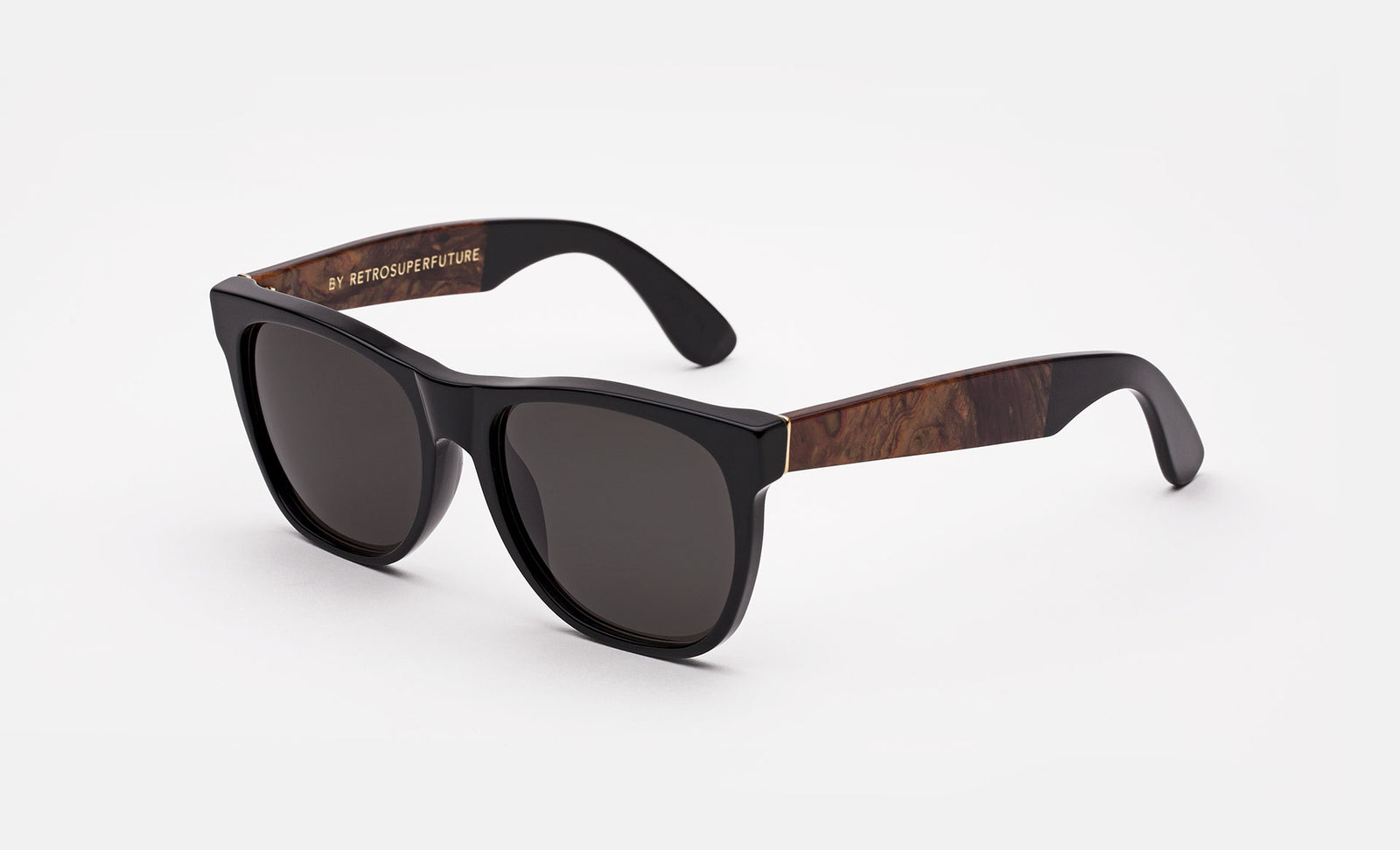 Classic Black&Briar - Retrosuperfuture -