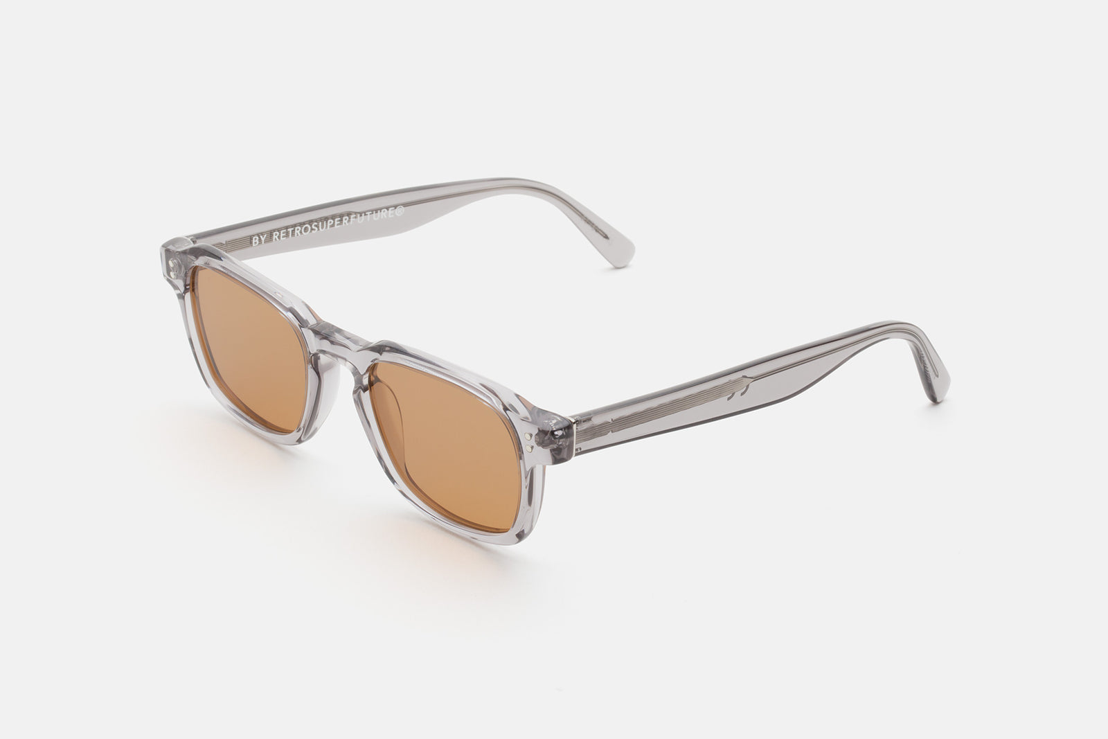 Luce Nebbia - Retrosuperfuture -