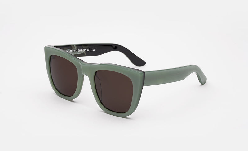 Gals Caos - Retrosuperfuture -
