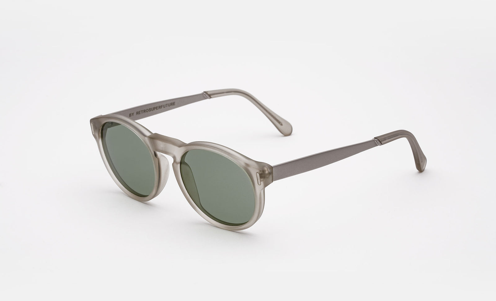 Paloma Francis Industria - Retrosuperfuture -