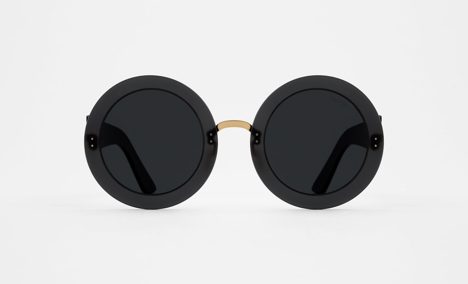 Esther Black - Retrosuperfuture -