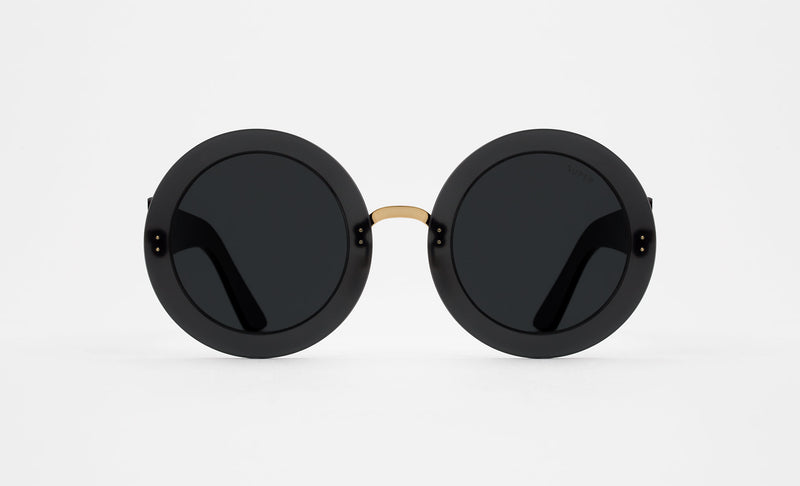 Esther Black - Retrosuperfuture -