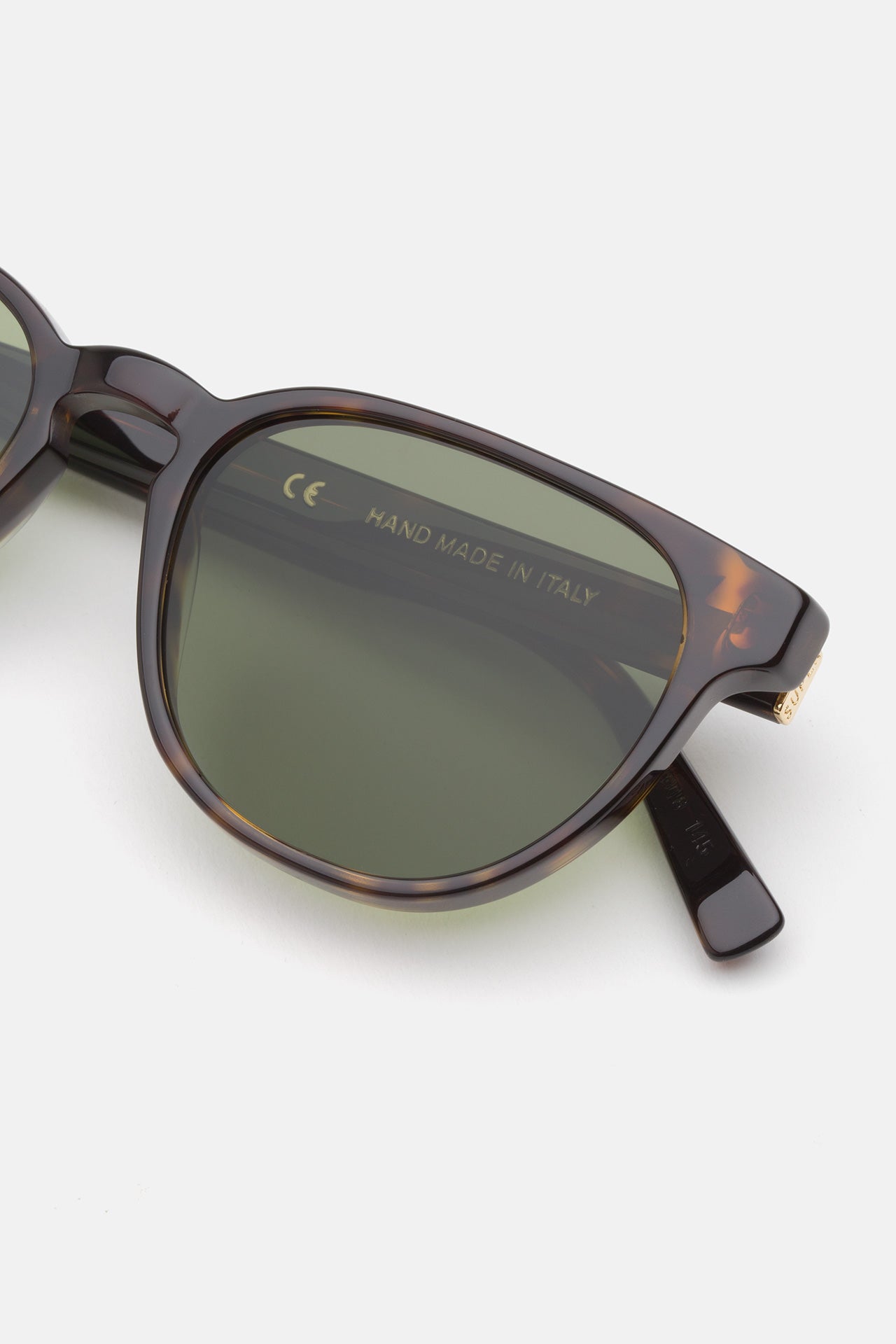 Vero 3627 - Retrosuperfuture -