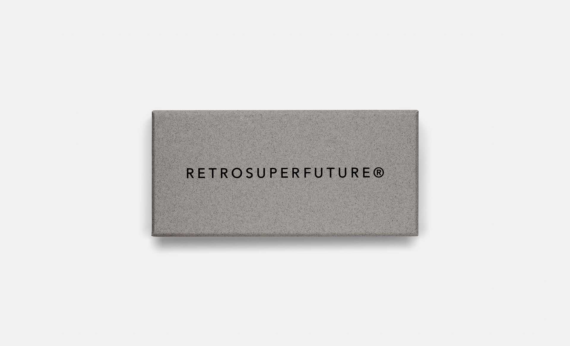Numero 18 Black - Retrosuperfuture -
