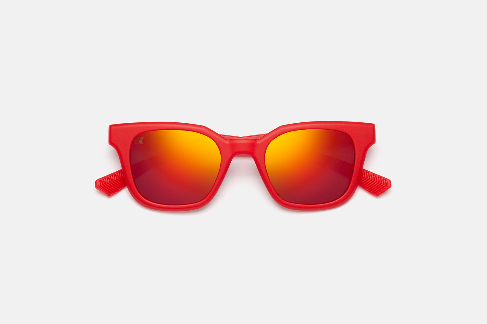 Adventurier Rouge Corsa - Retrosuperfuture -