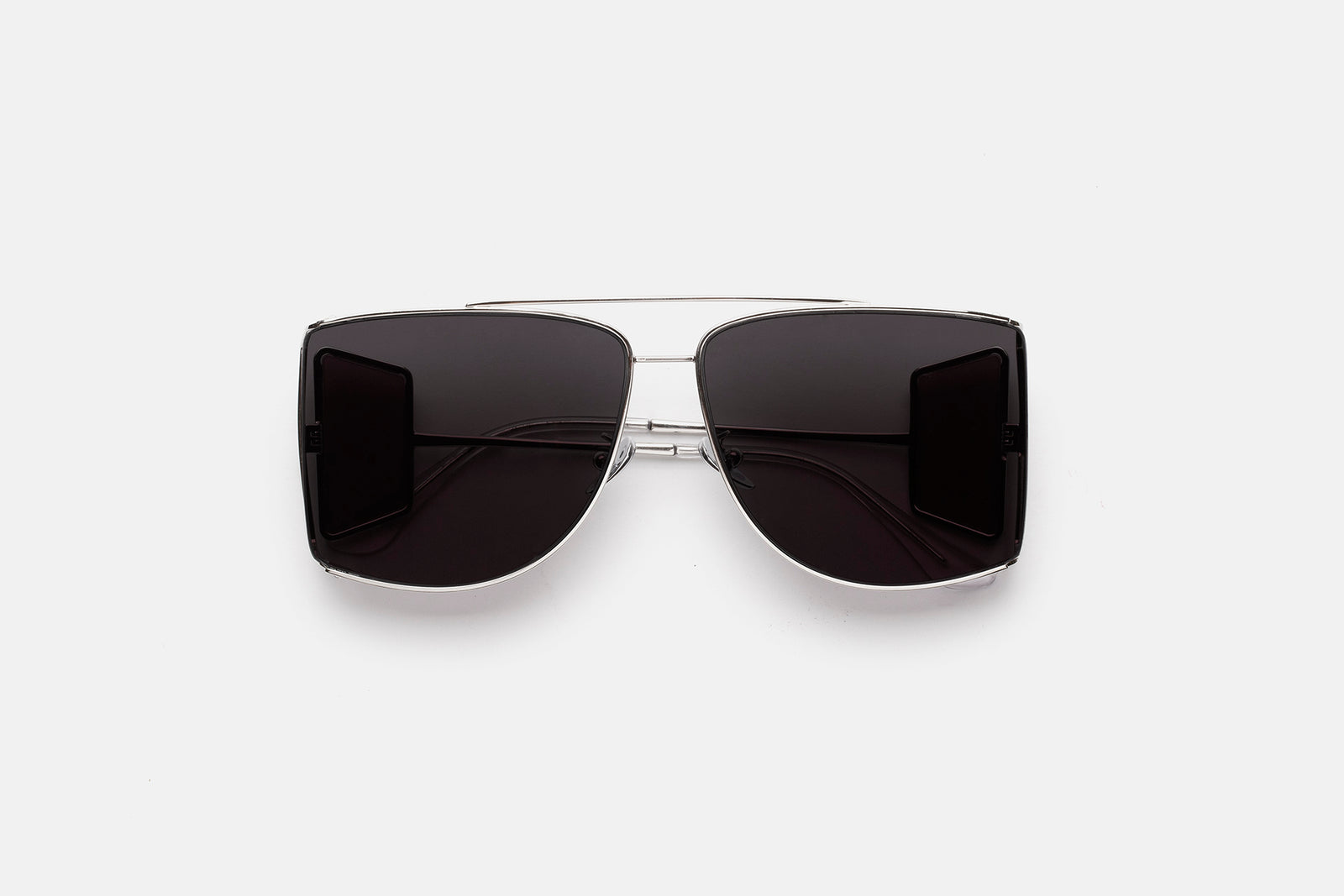Autore Black - Retrosuperfuture -