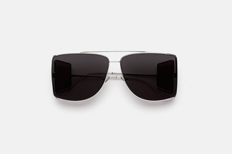 Autore Black - Retrosuperfuture -